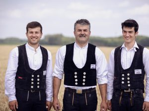 holzhaus_weiss_dillishausen_kontakt-familienbetrieb